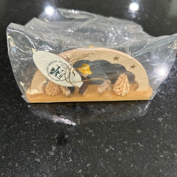 German Arch Xmas Shepherd Ornament - Picture 4 of 5